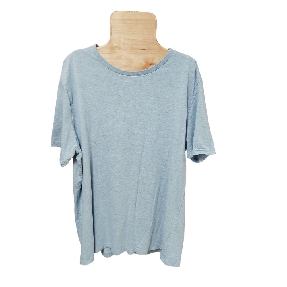 M&S Shirt Mens XL Pale Blue Short Sleeve Casual Lightweight Crewneck Tee